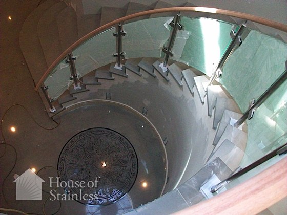 Curved Glass and Stainless Railing Photo